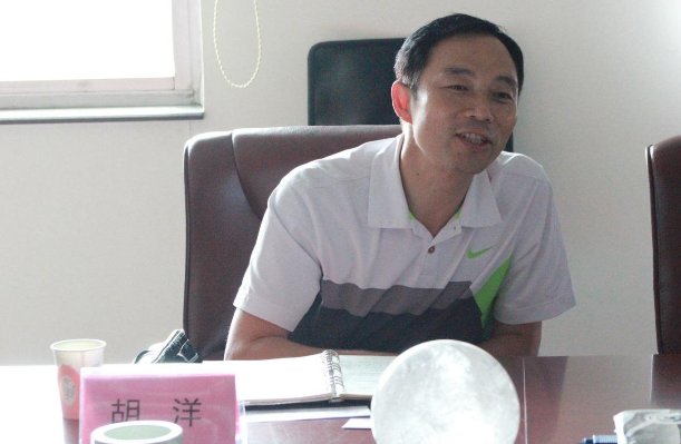 促進醫(yī)療旅游發(fā)展，貴州健康產(chǎn)業(yè)欲翻開新篇章---- 貴州省黔西南州副州長胡洋一行來我公司考察