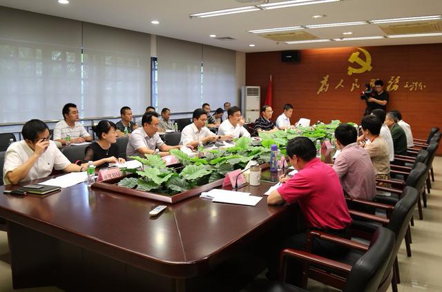 倪強市長調研?？诼糜萎a業(yè) 診脈“十三五”規(guī)劃