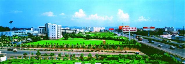 昆明開發(fā)區(qū):努力建成國(guó)內(nèi)先進(jìn)開發(fā)區(qū)