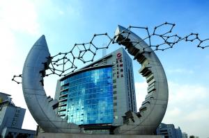 稀土高新區以改革創新破解經濟發展難題